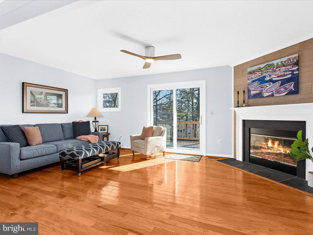 1 Klakring Ct