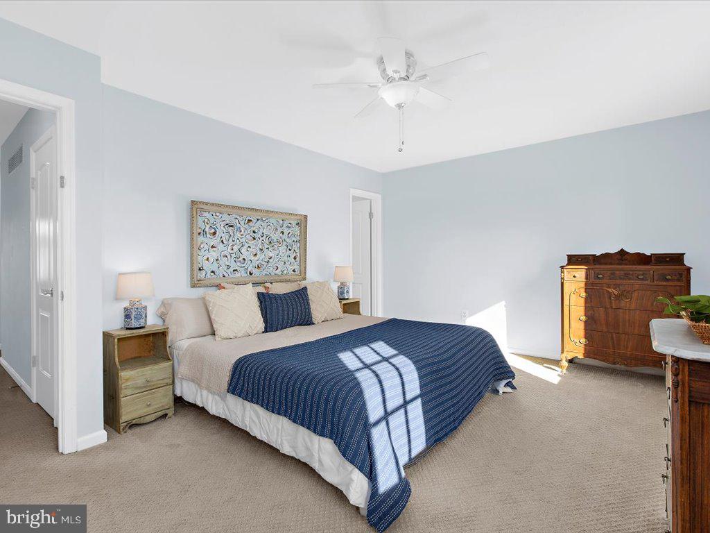 1 Klakring Ct