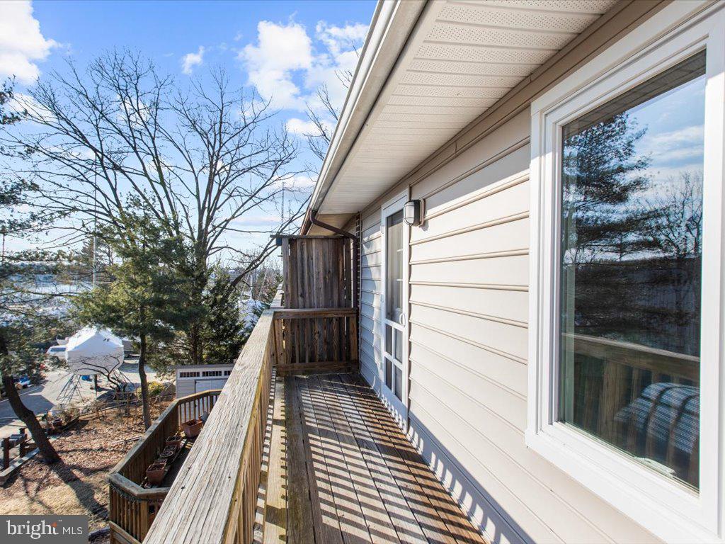 1 Klakring Ct