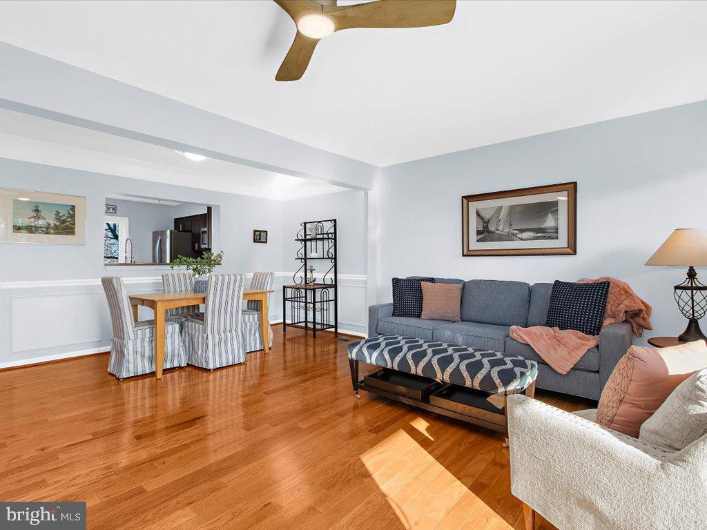 1 Klakring Ct