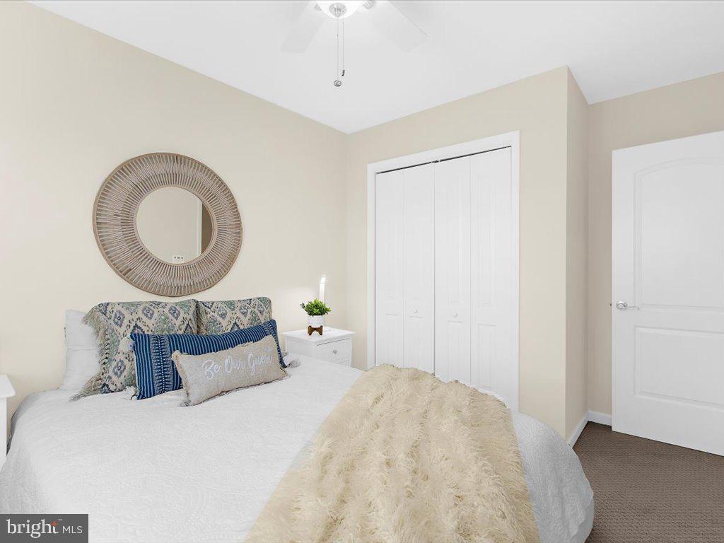 1 Klakring Ct