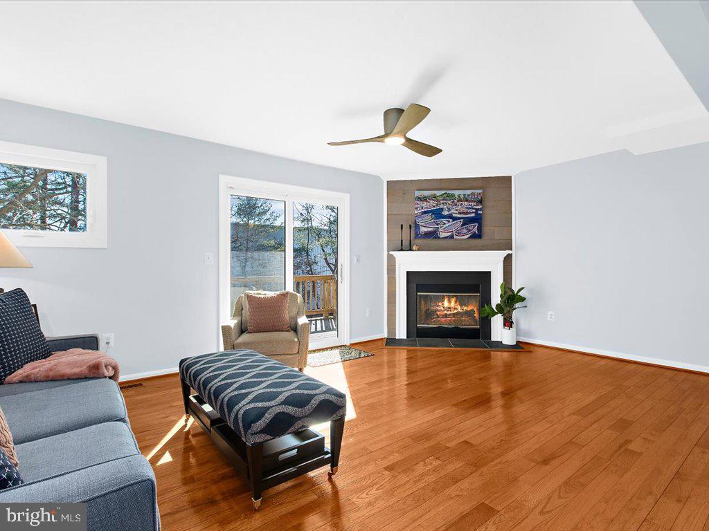 1 Klakring Ct