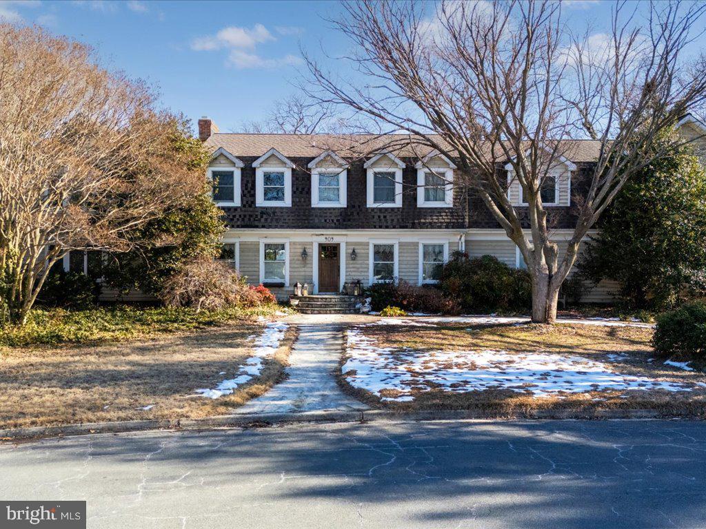 909 Mallard Cir