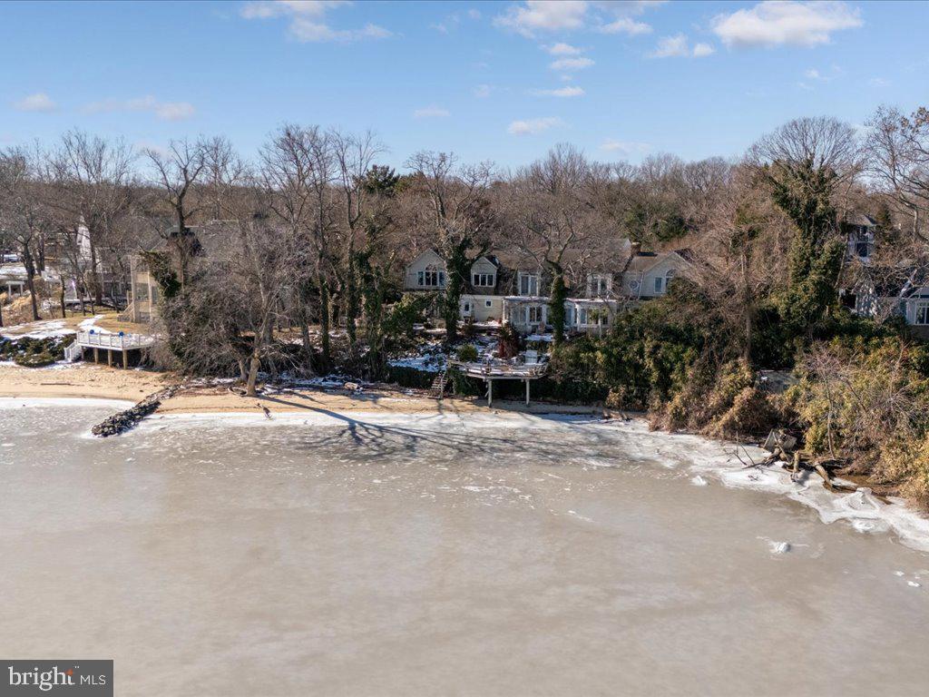 909 Mallard Cir