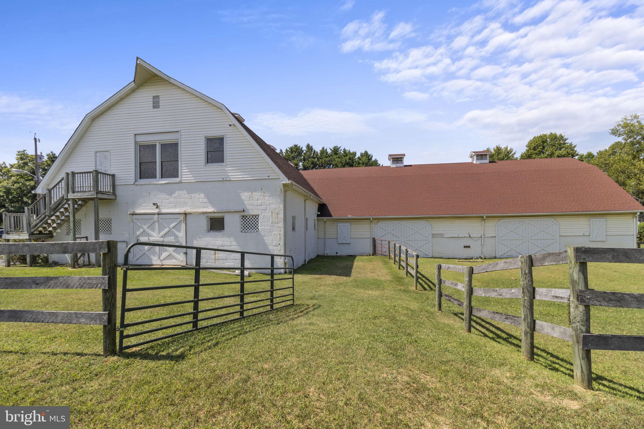909 Mallard Cir