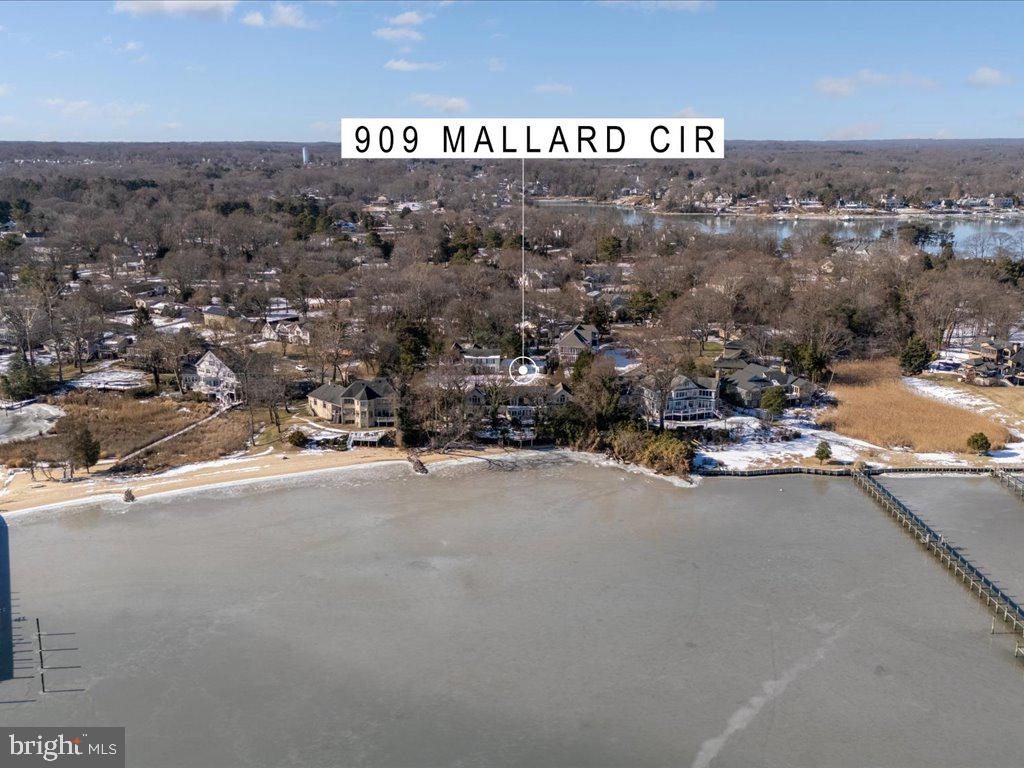 909 Mallard Cir