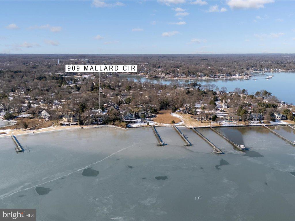 909 Mallard Cir