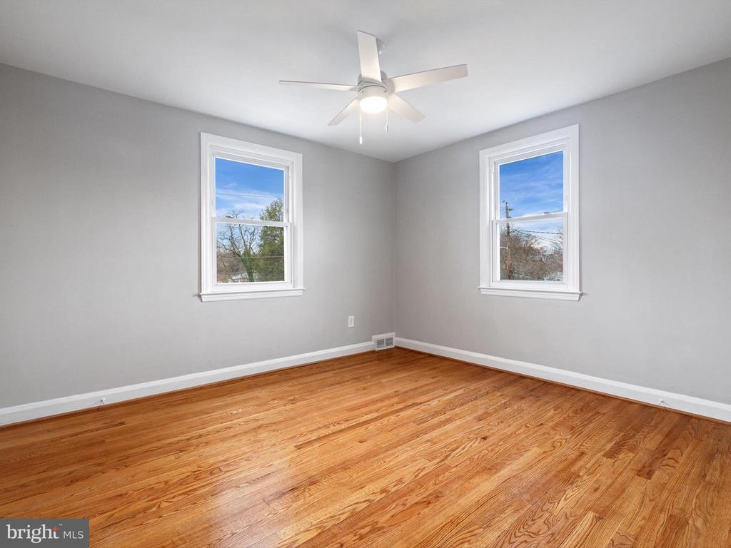 108 Elm Ave