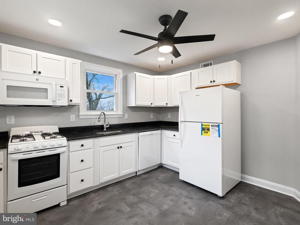 108 Elm Ave