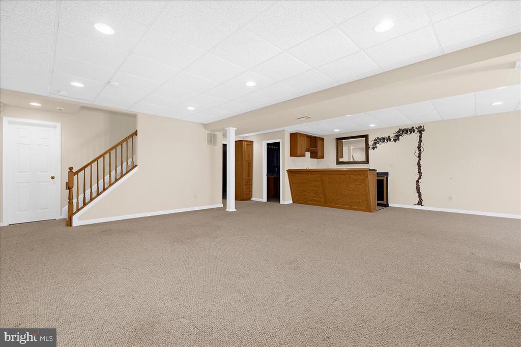 854 Kings Retreat Dr