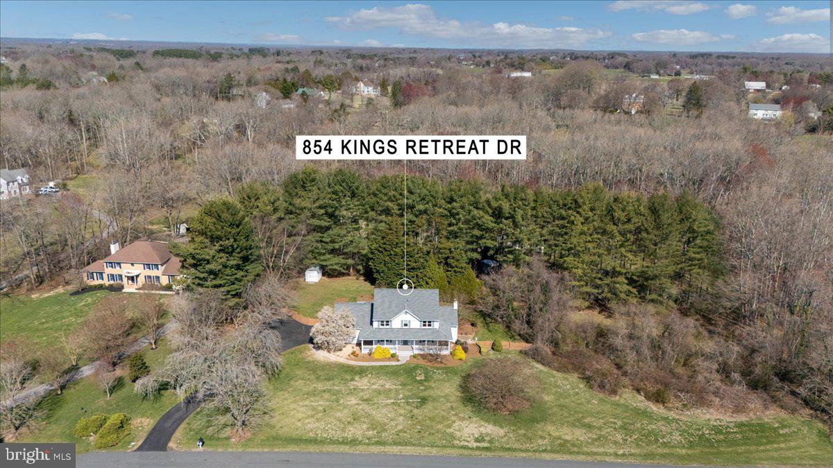 854 Kings Retreat Dr