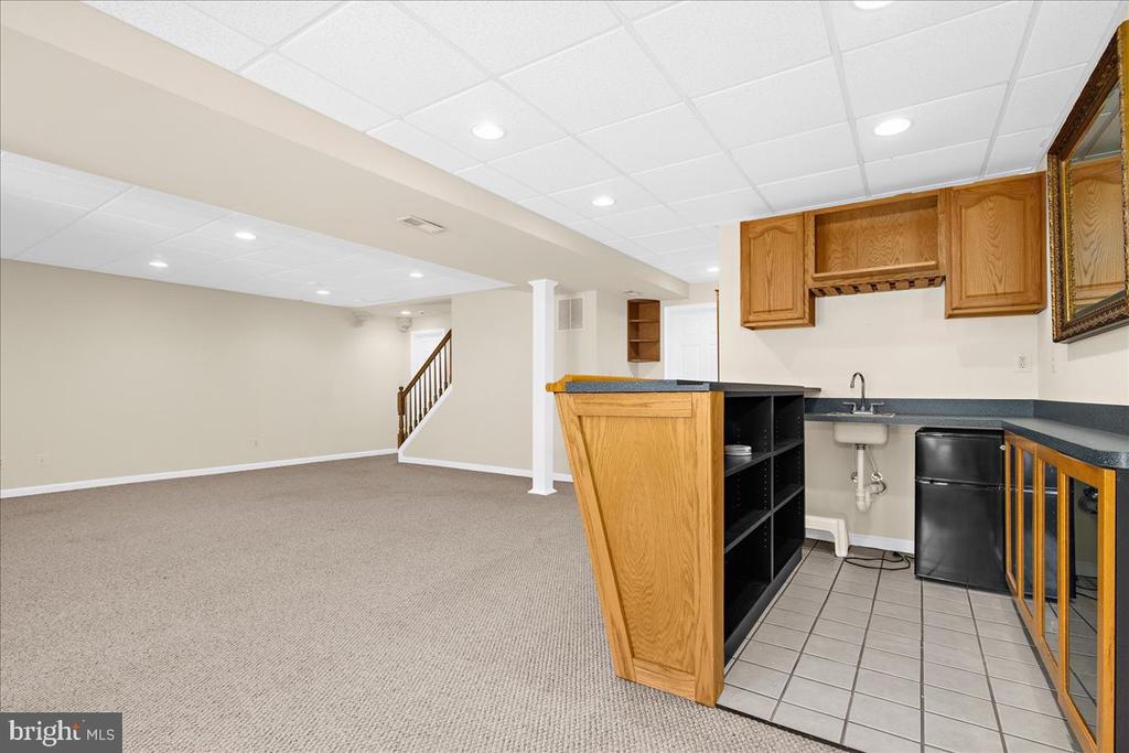 854 Kings Retreat Dr