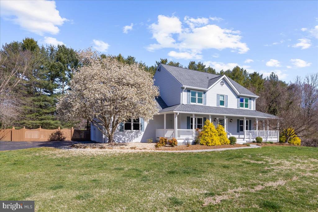 854 Kings Retreat Dr