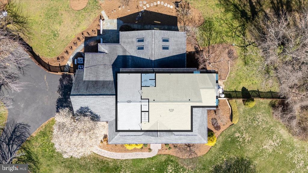854 Kings Retreat Dr