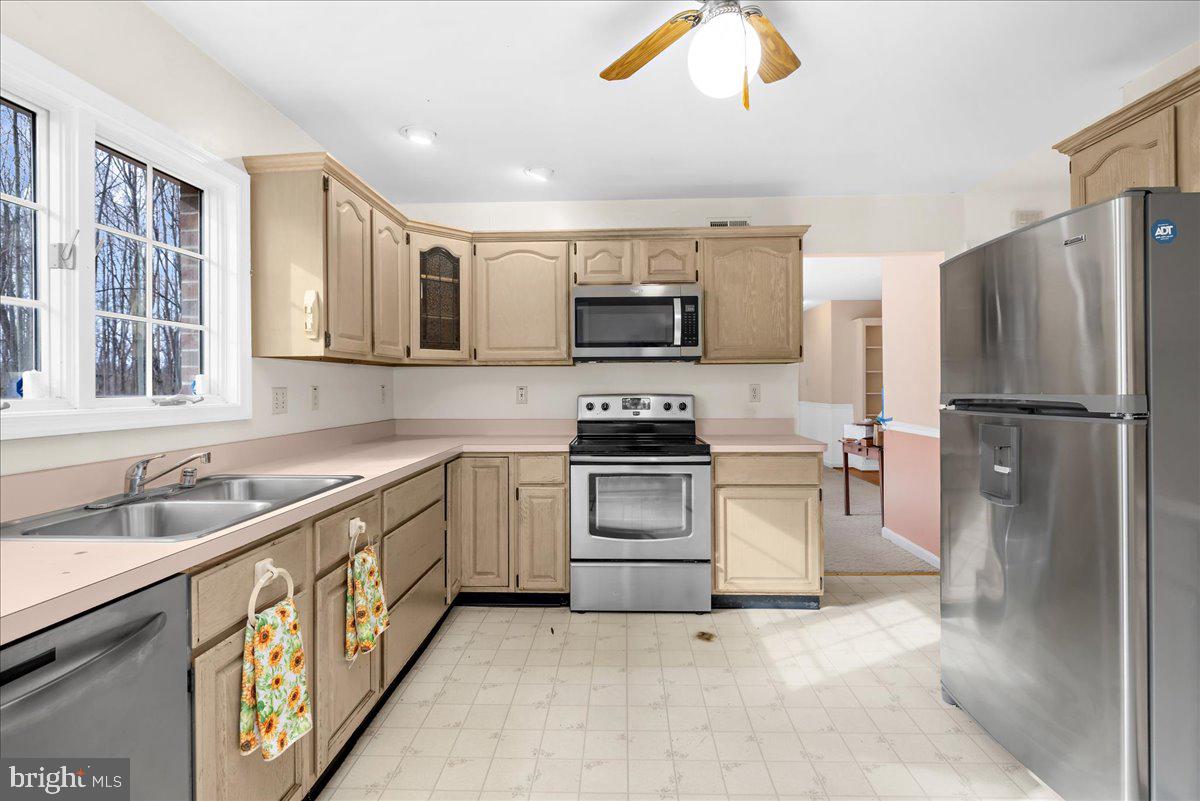 5789 Greenock Rd