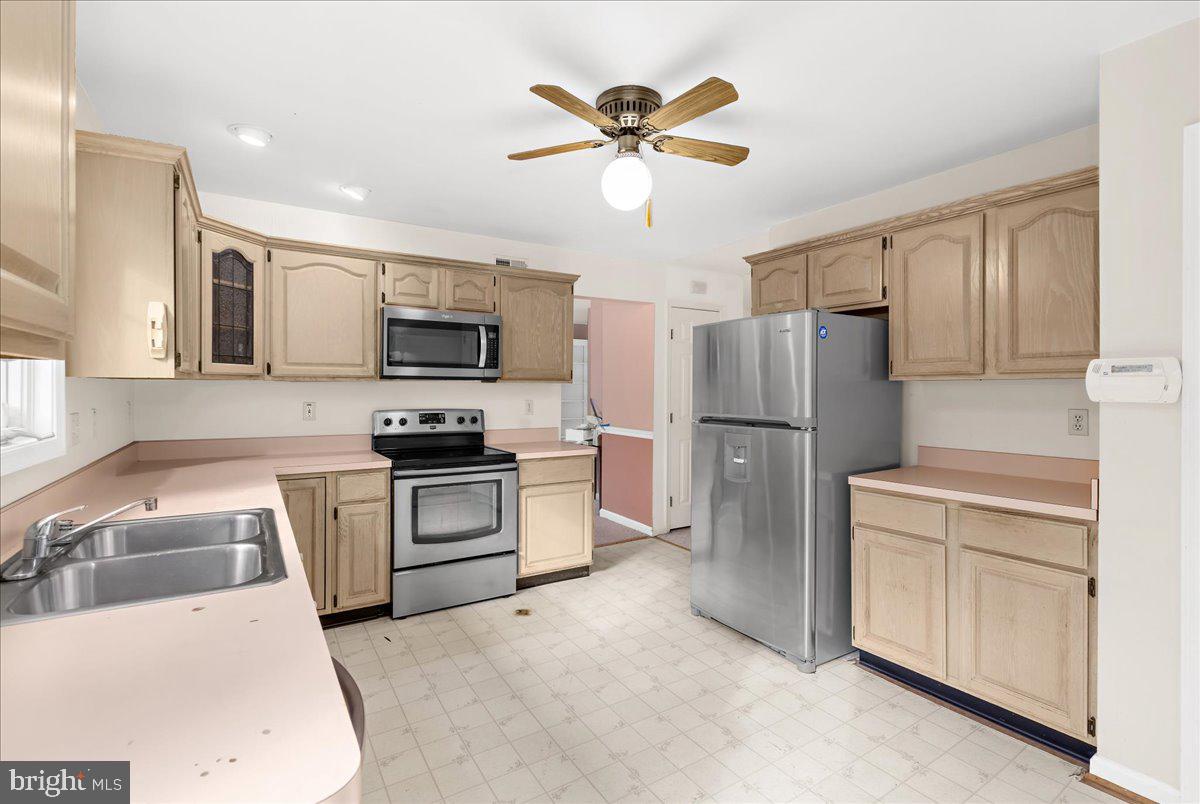 5789 Greenock Rd