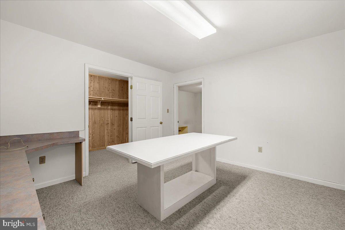 5789 Greenock Rd