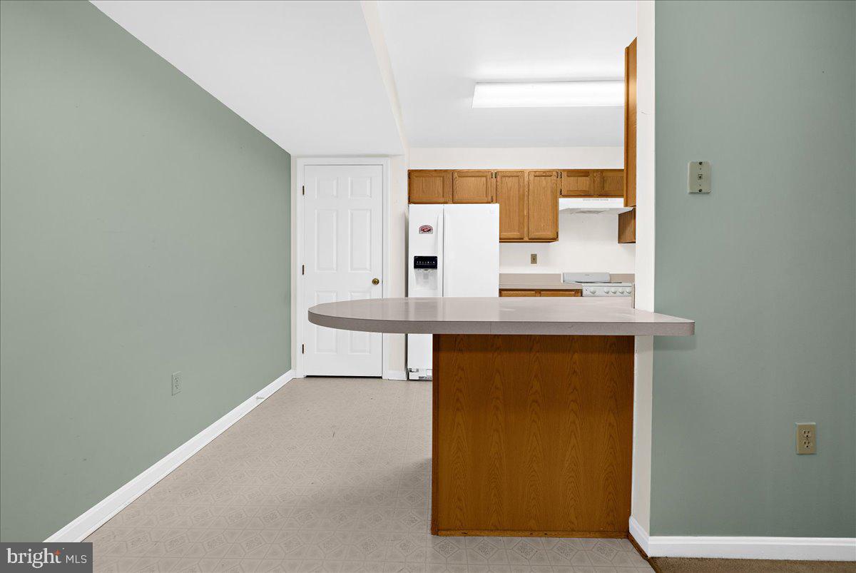 5789 Greenock Rd