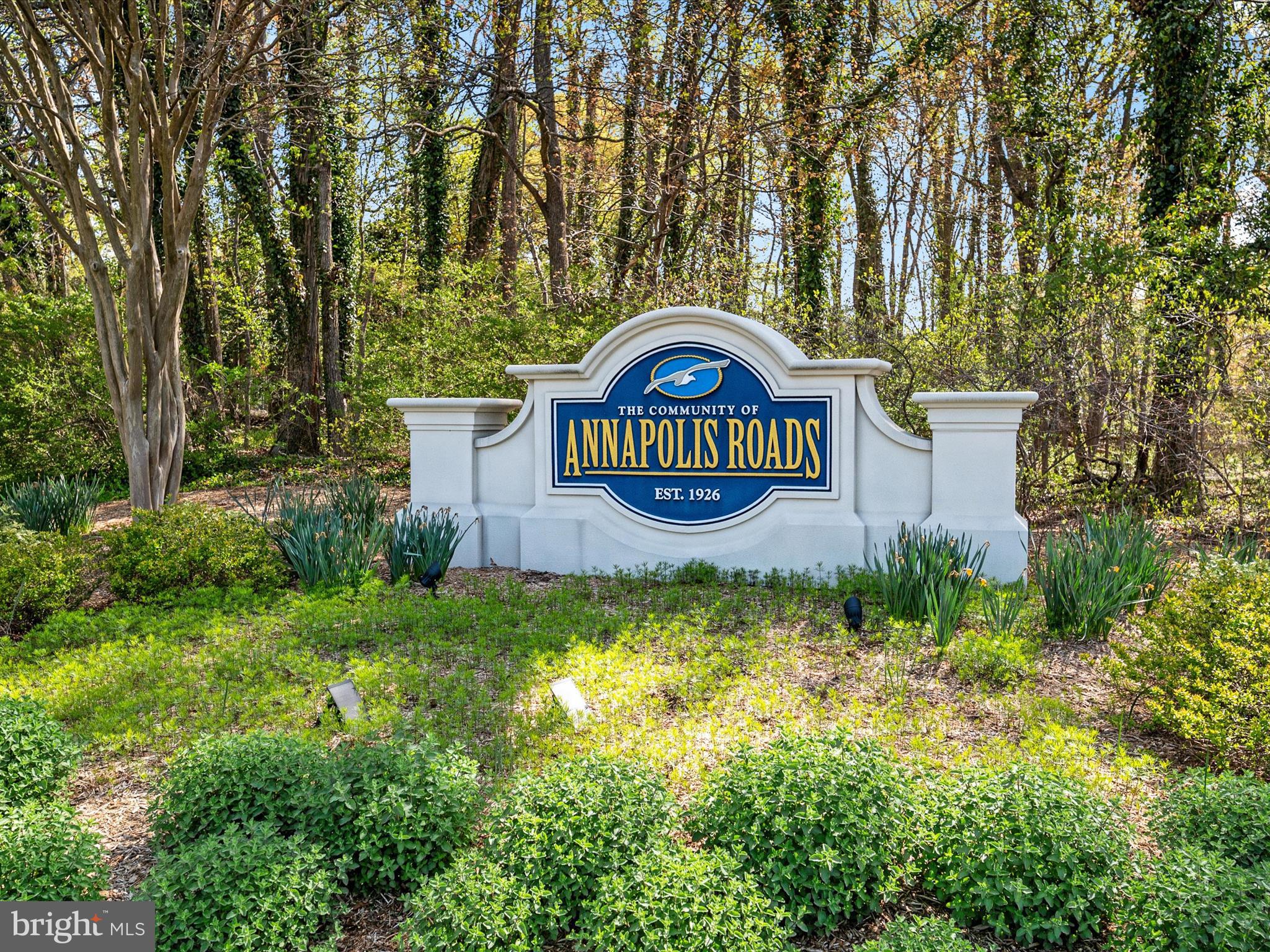 1013 Old Bay Ridge Rd