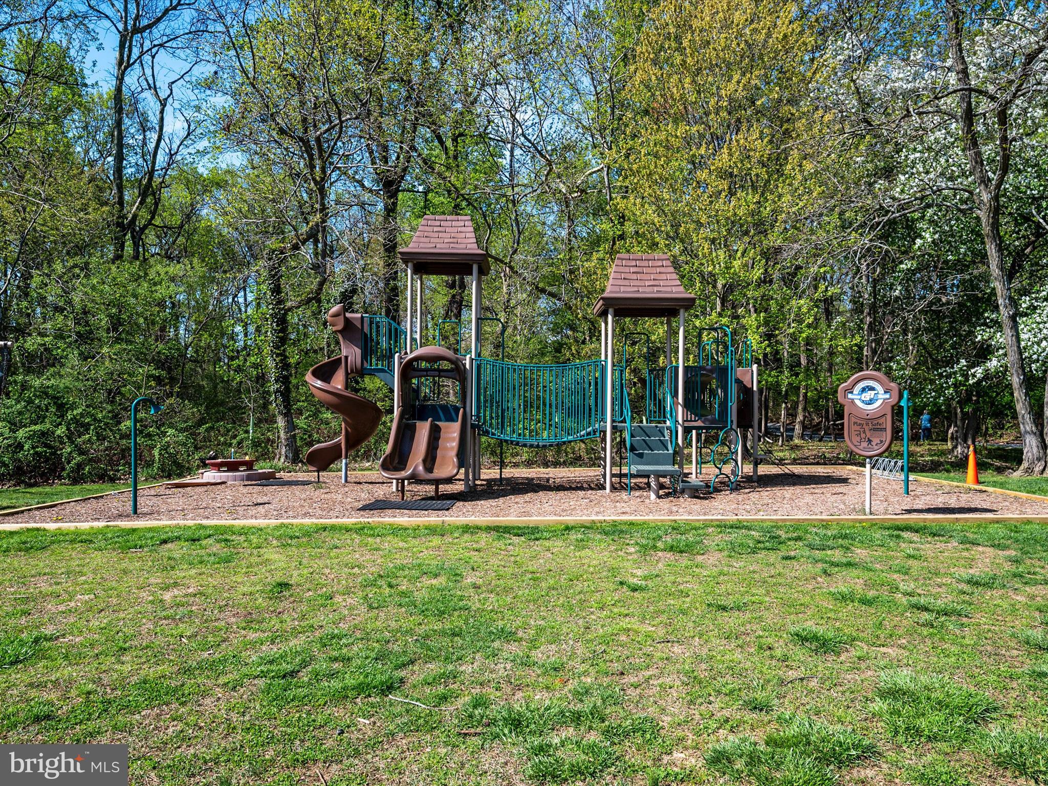 1013 Old Bay Ridge Rd