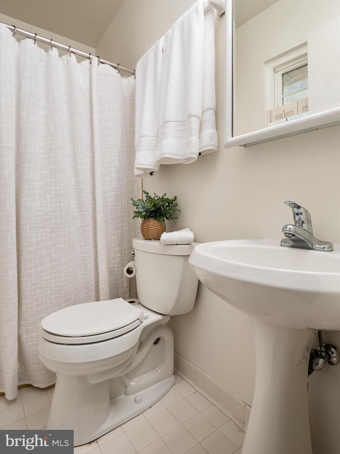 1013 Old Bay Ridge Rd