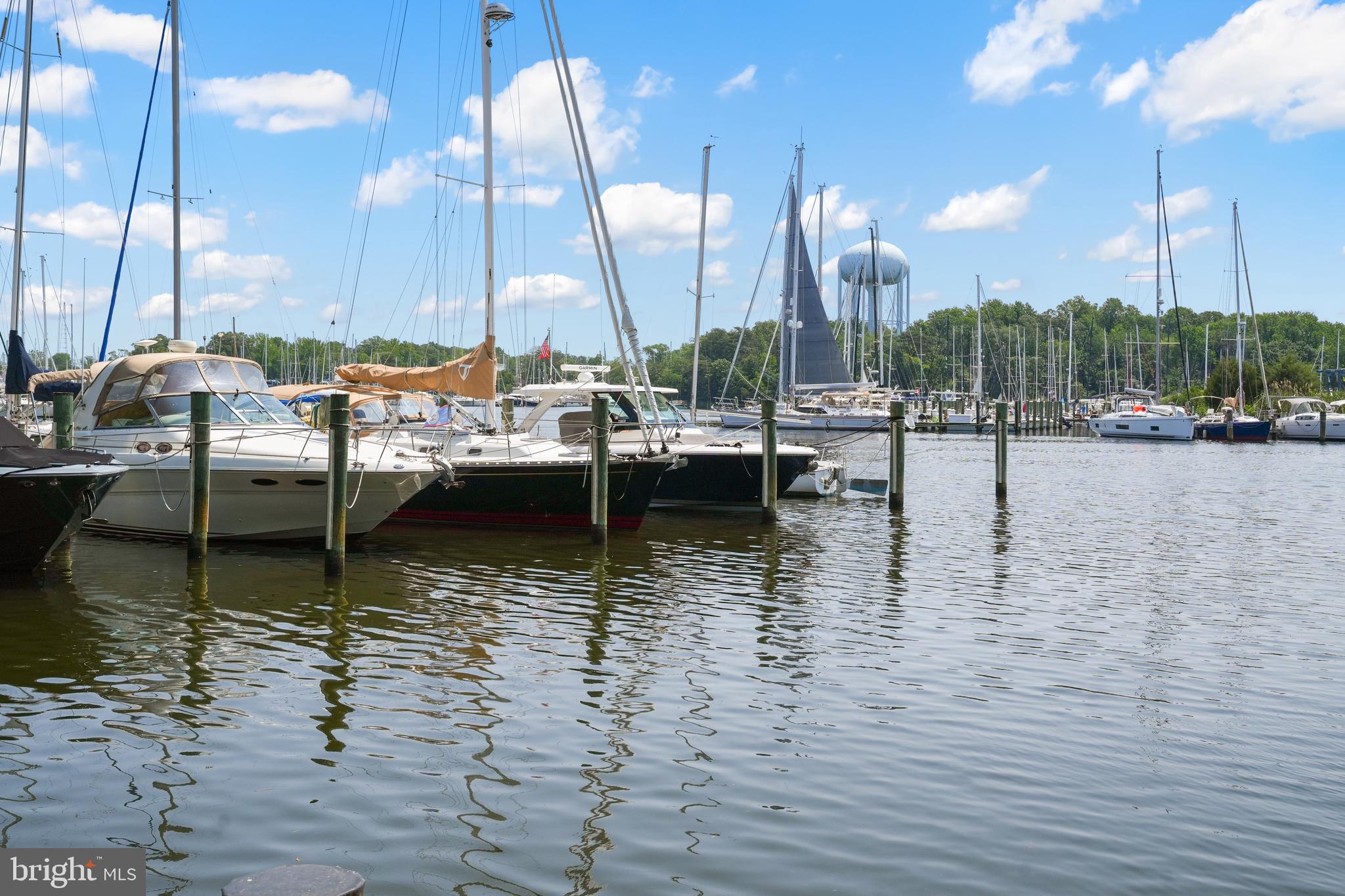 769 FAIRVIEW AVENUE E 769 E