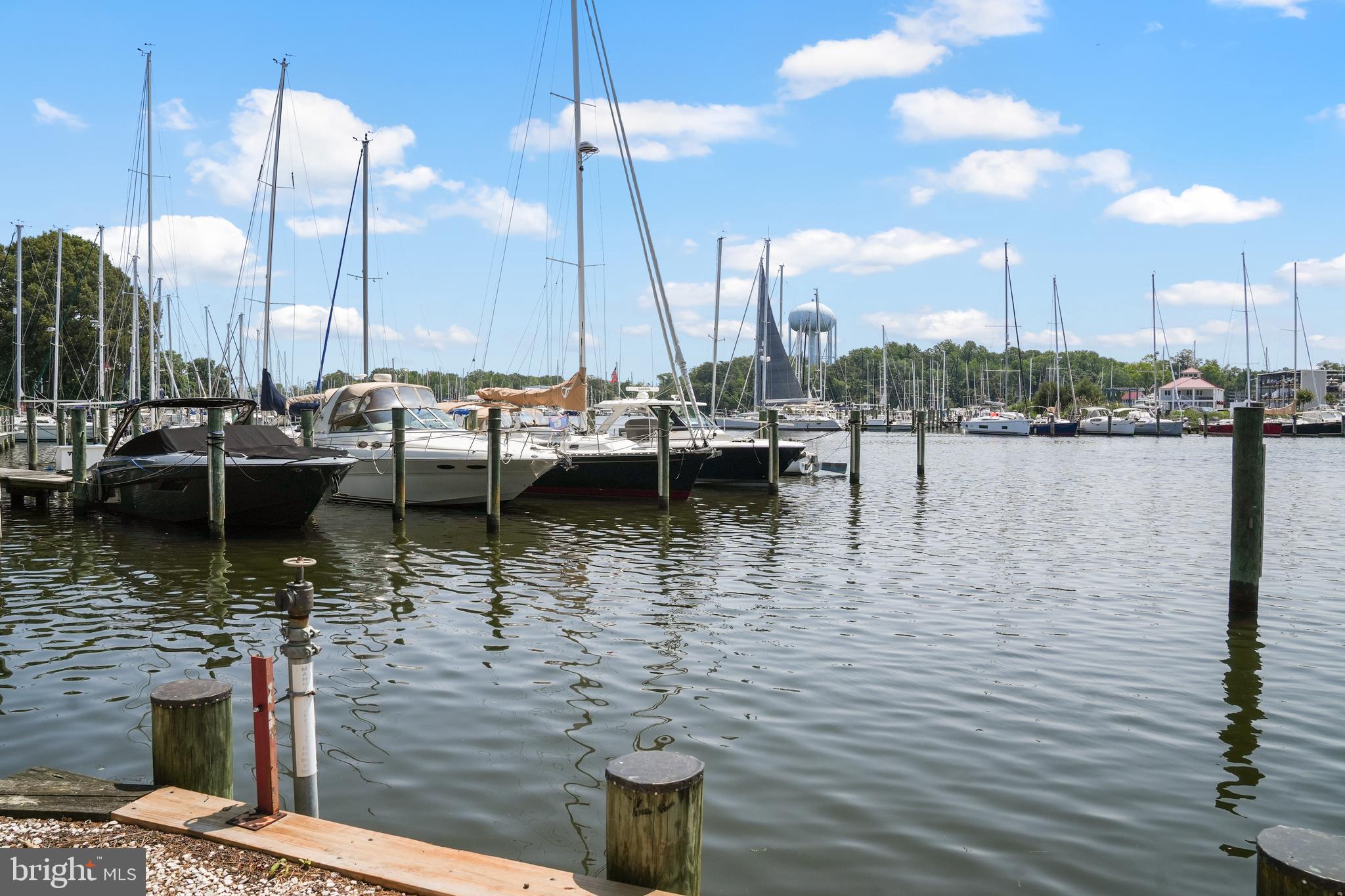 769 FAIRVIEW AVENUE E 769 E