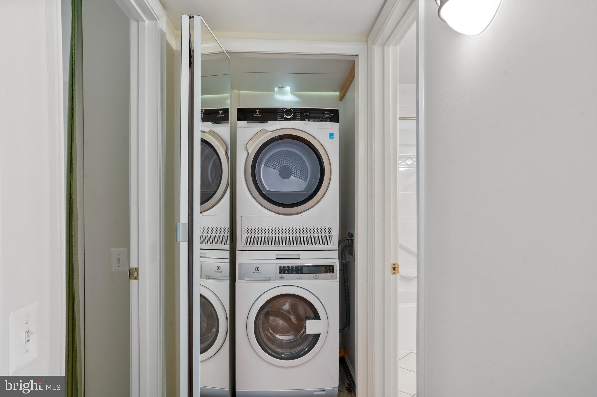 769 FAIRVIEW AVENUE E 769 E