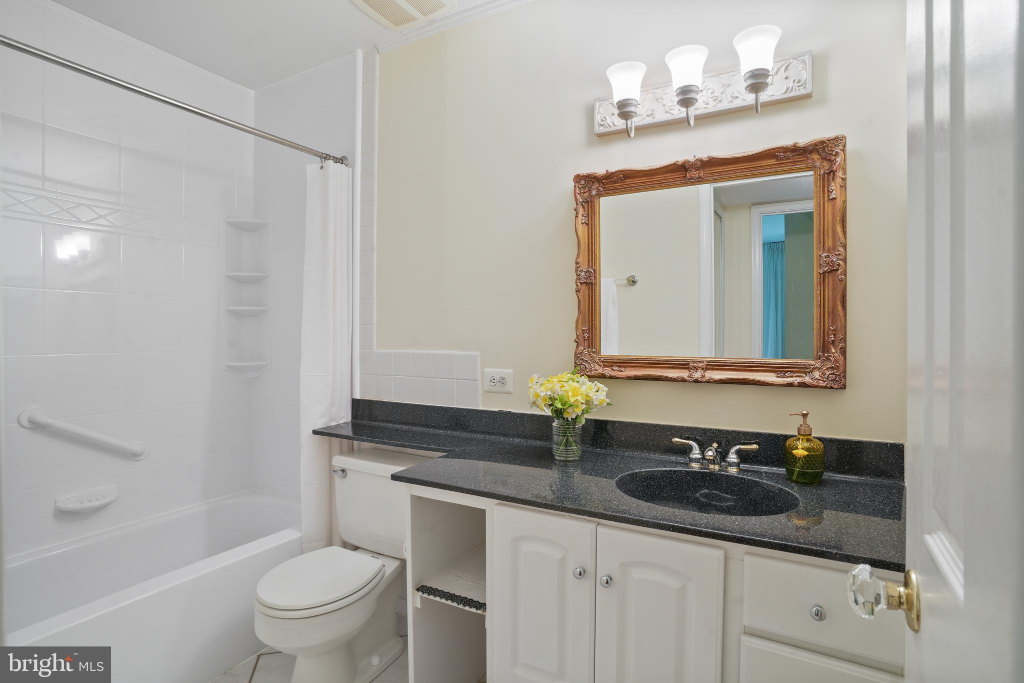 769 FAIRVIEW AVENUE E 769 E