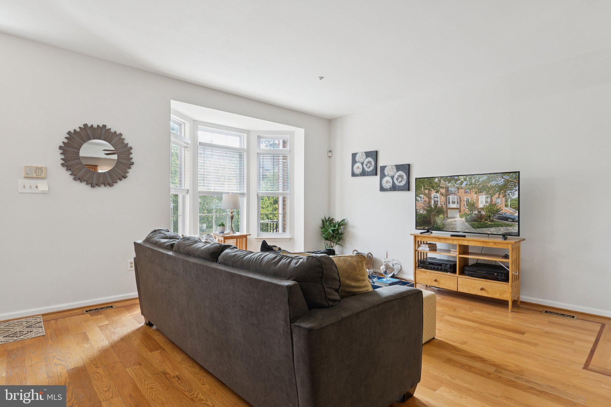 3765 Glebe Meadow Way