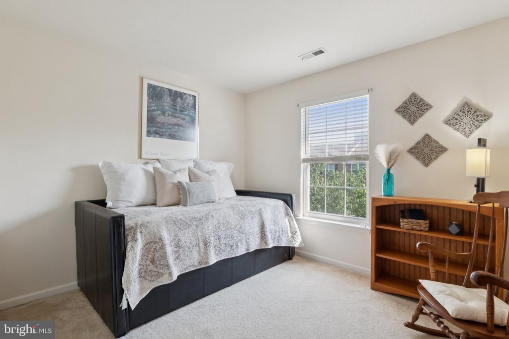 3765 Glebe Meadow Way
