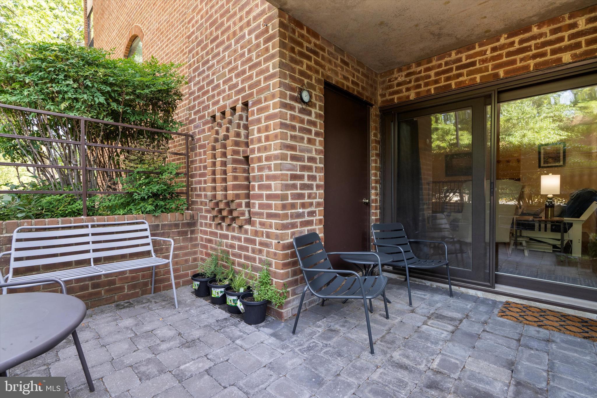 16 Silverwood Cir #2