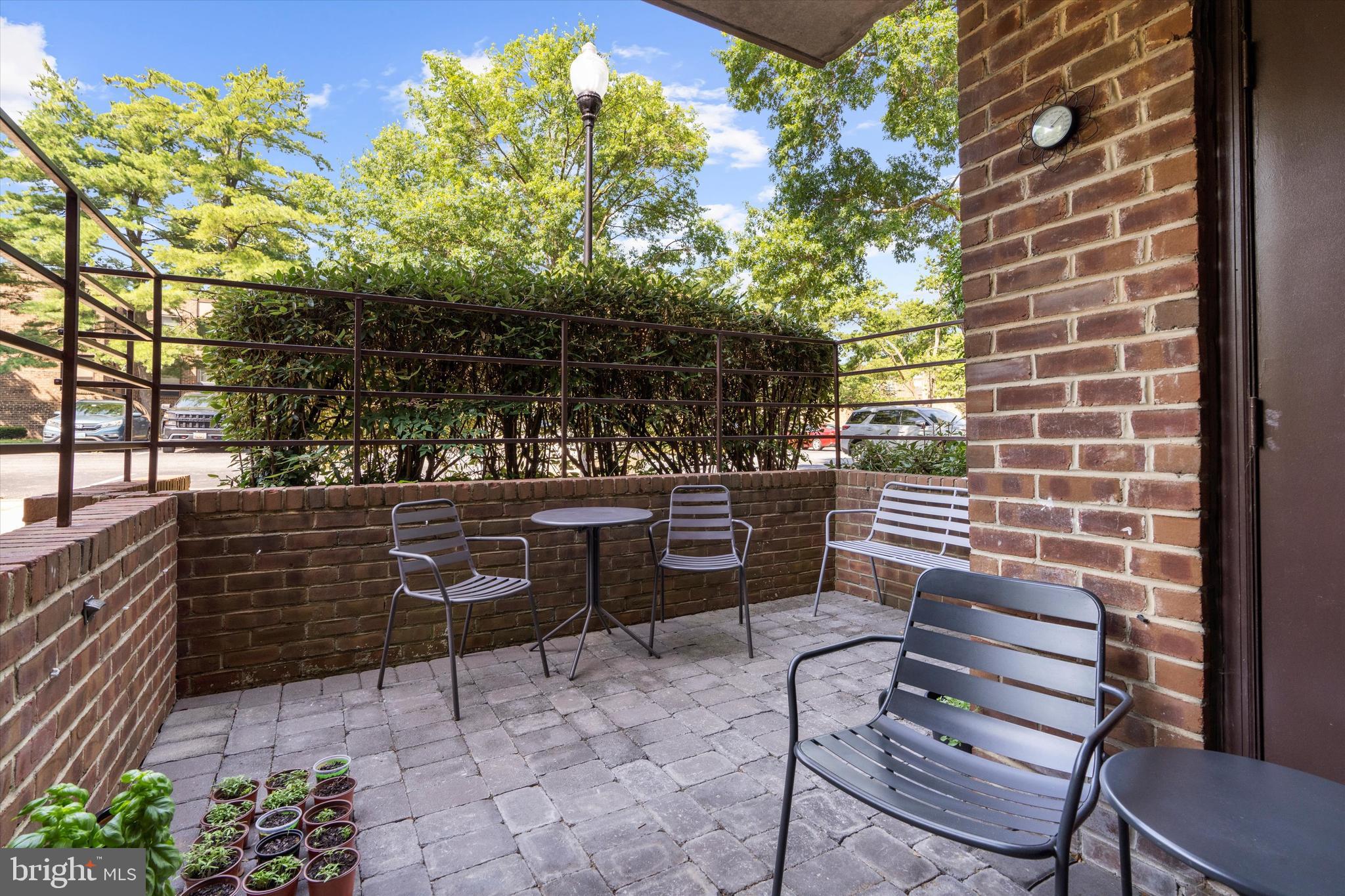 16 Silverwood Cir #2