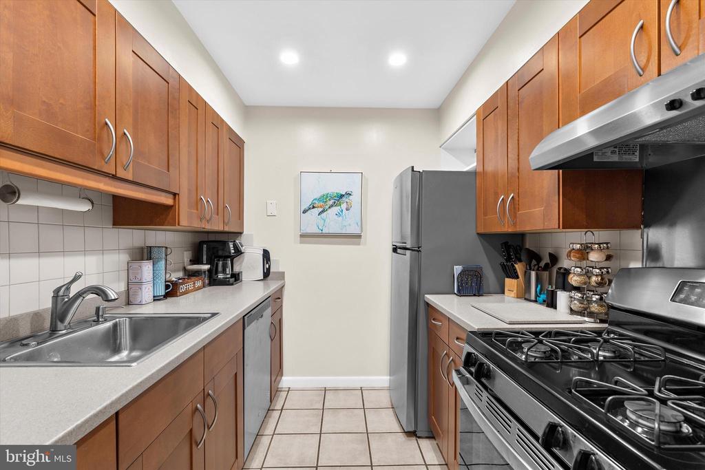 16 Silverwood Cir #2