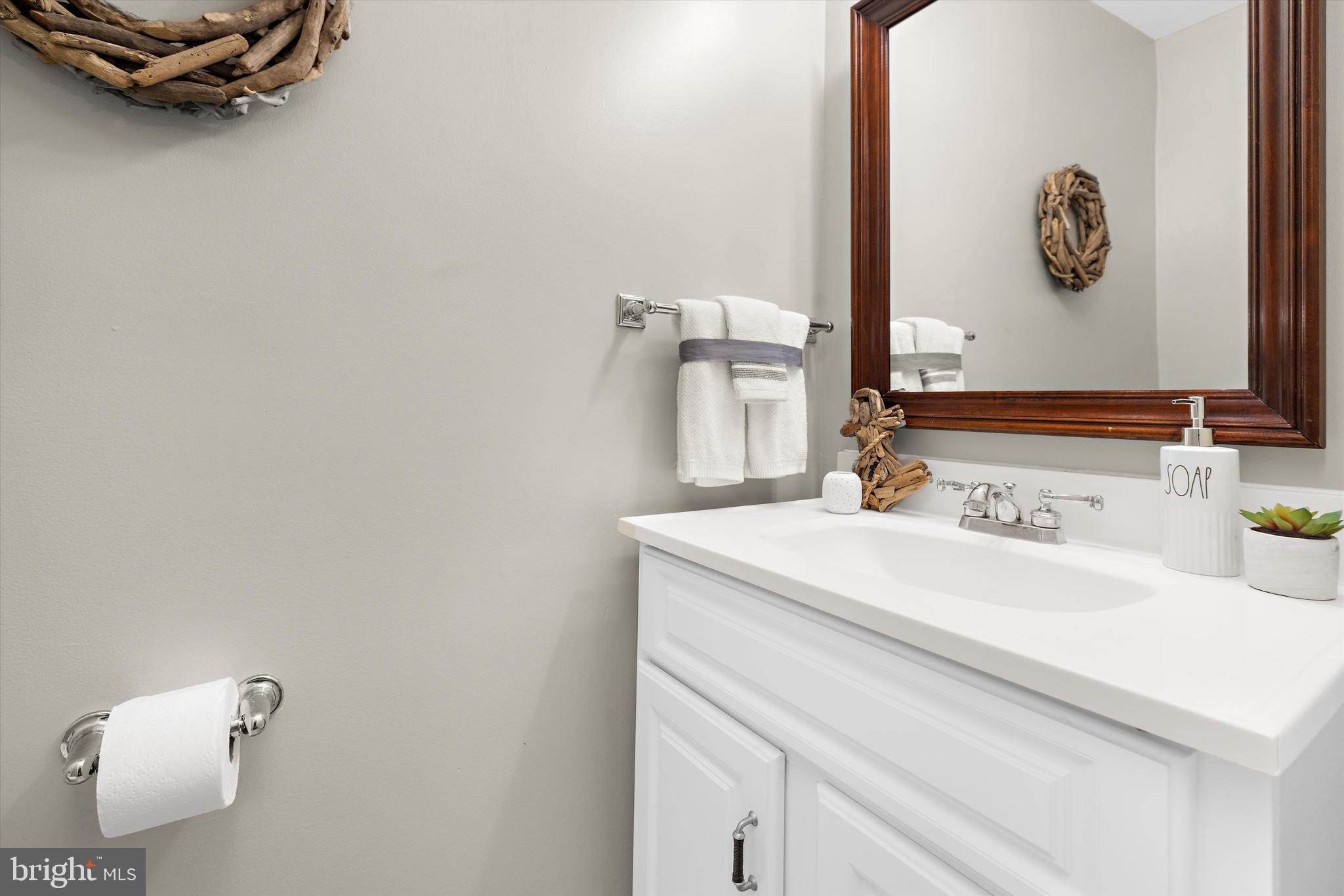 3510 Narragansett Ave