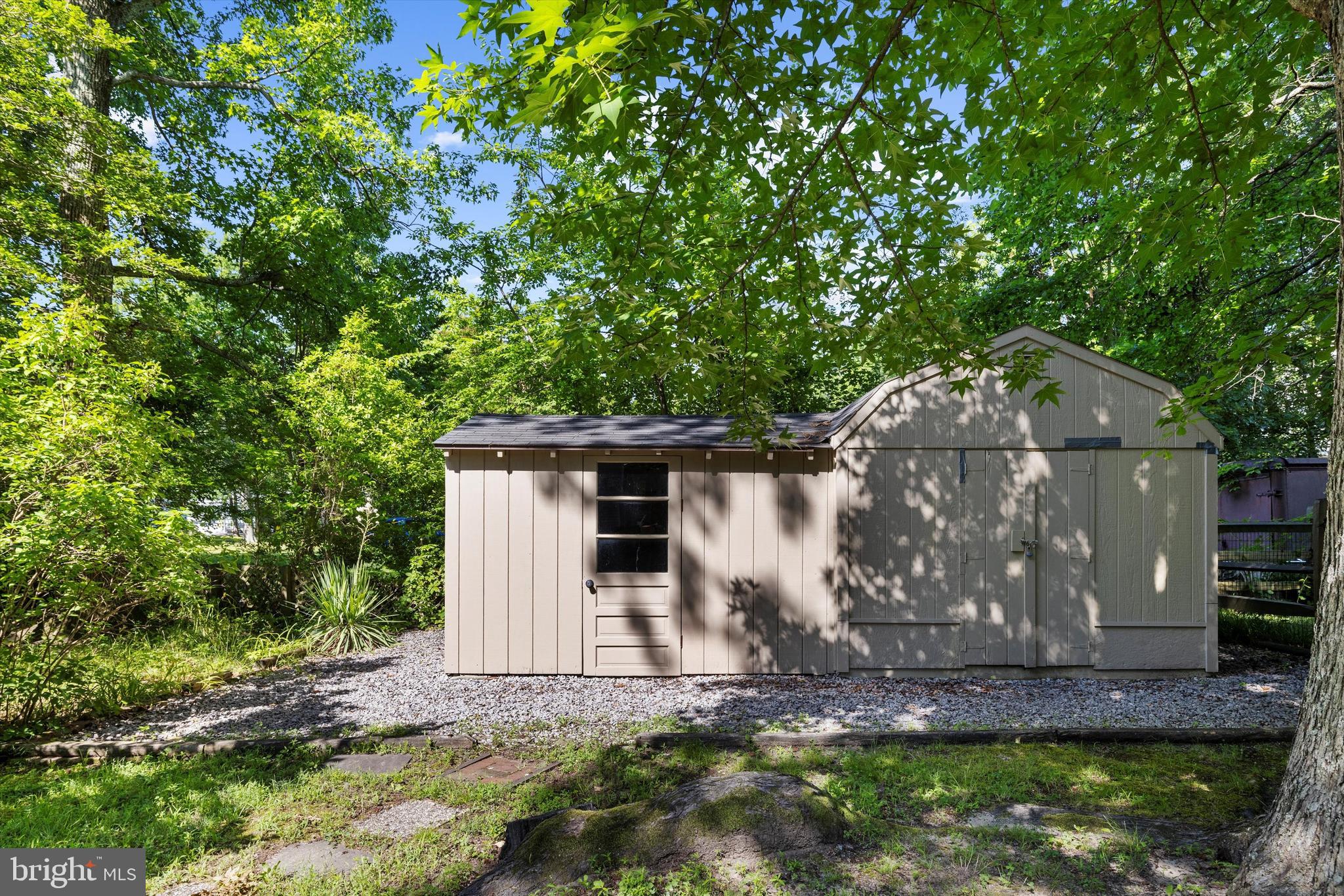 3510 Narragansett Ave