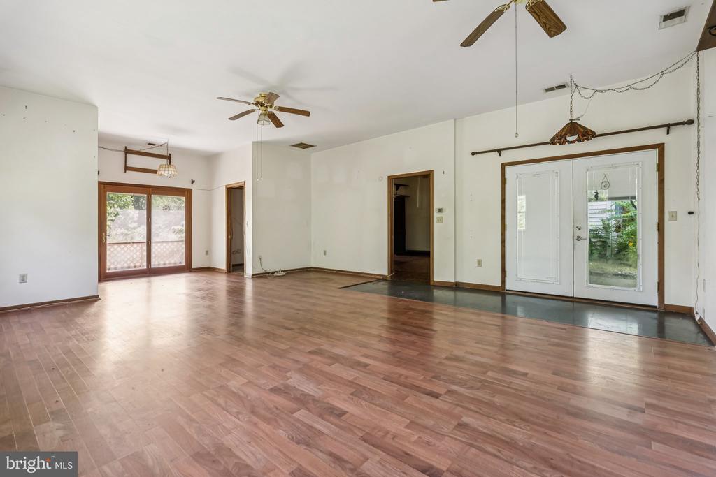4439 Cobalt Dr