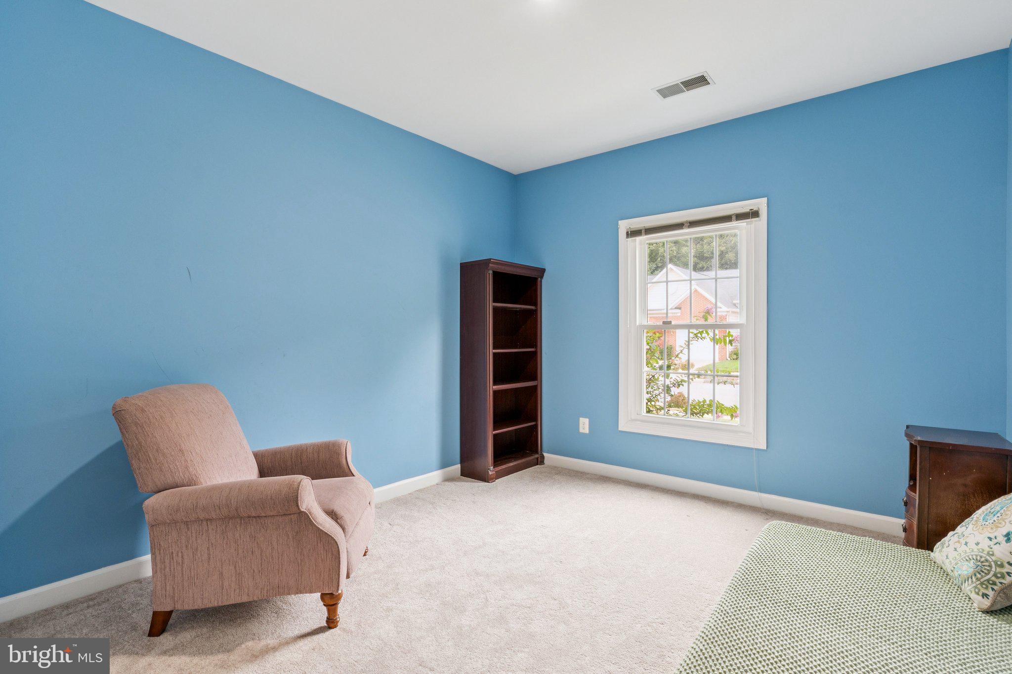381 COLONY POINT PLACE