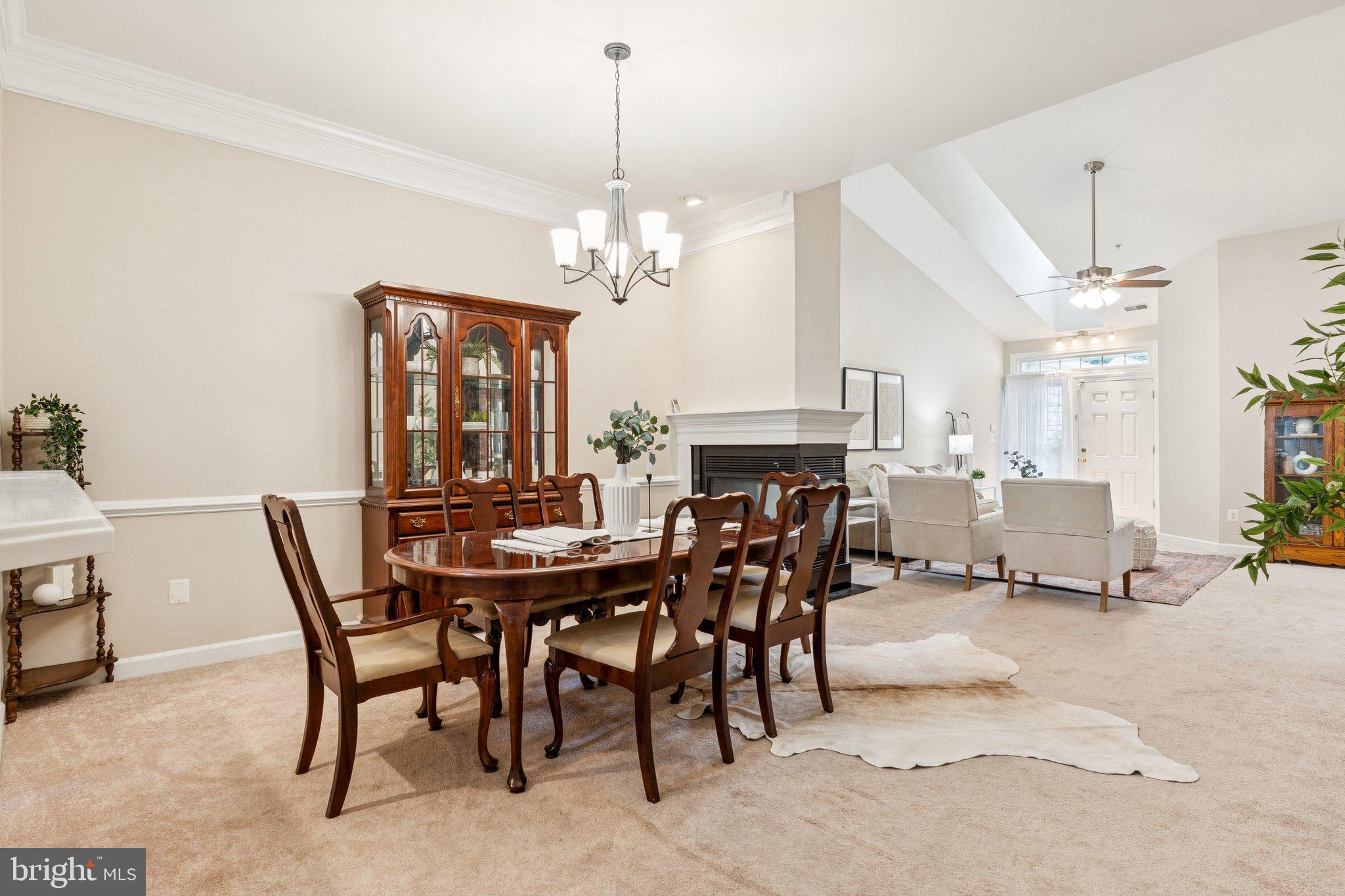 381 COLONY POINT PLACE