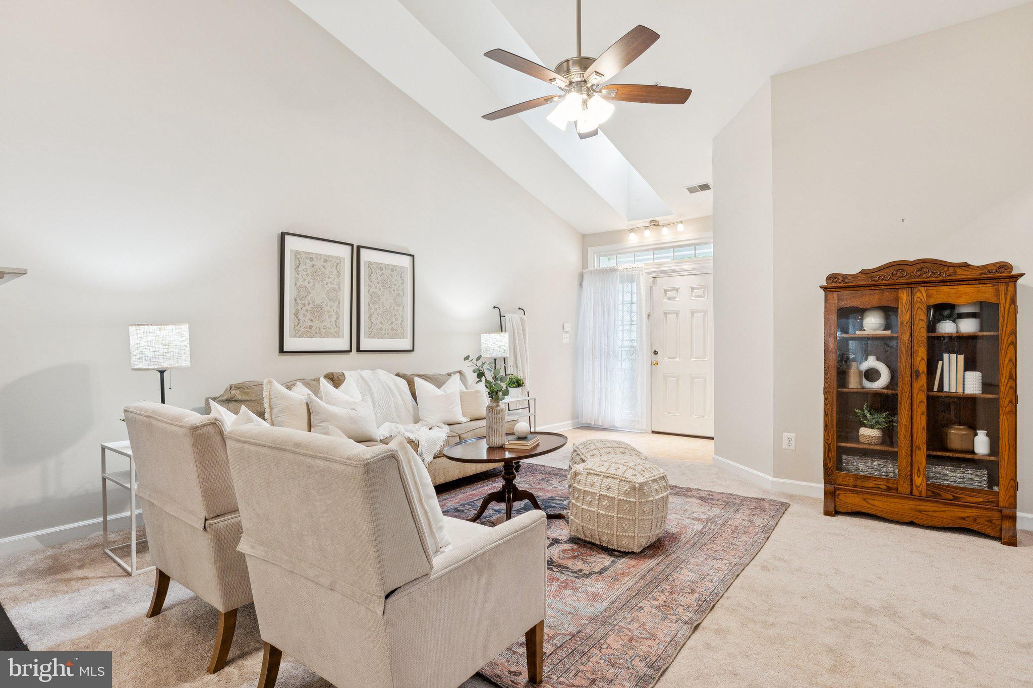 381 COLONY POINT PLACE