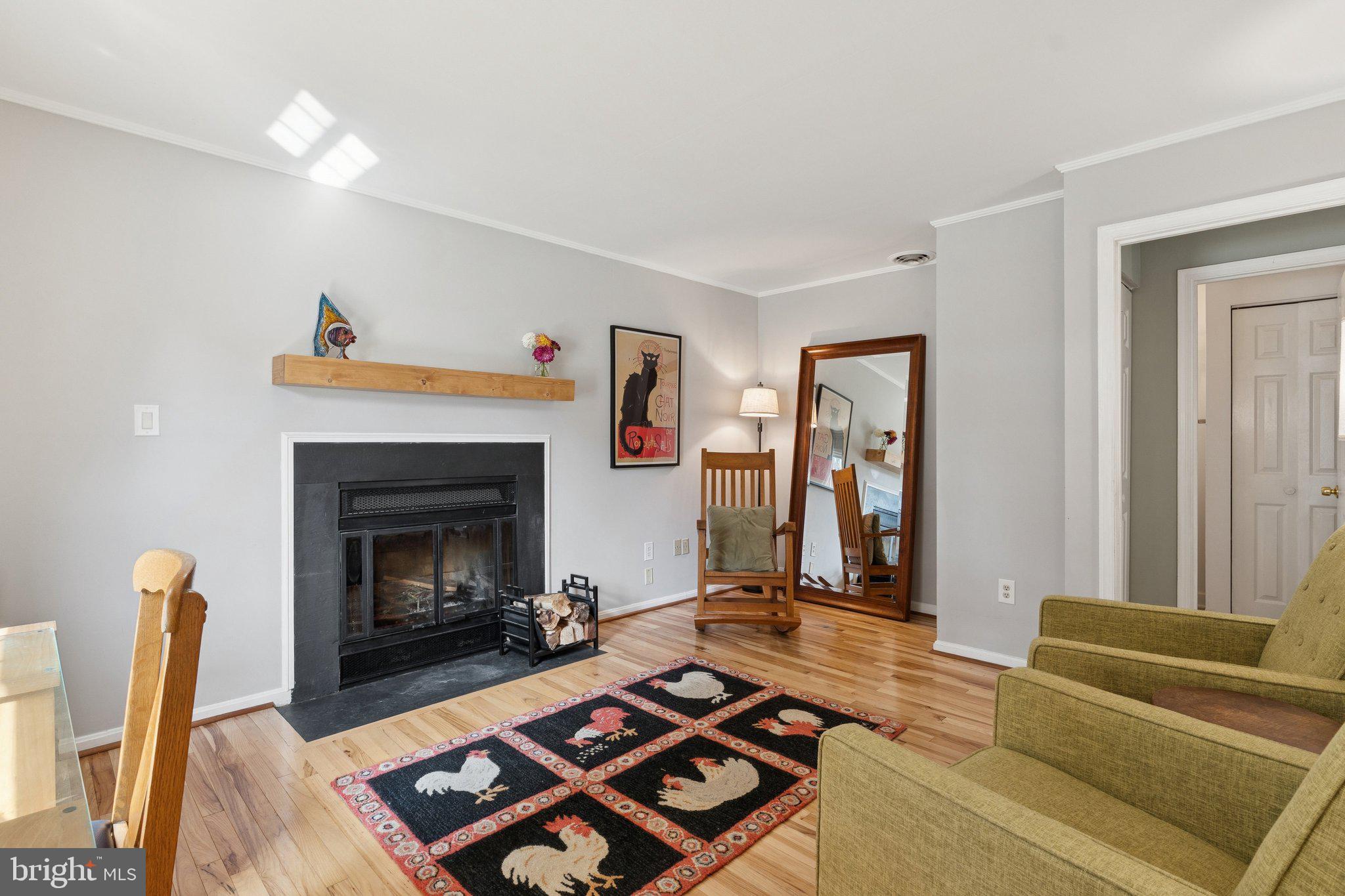 1011 HYDE PARK DRIVE
