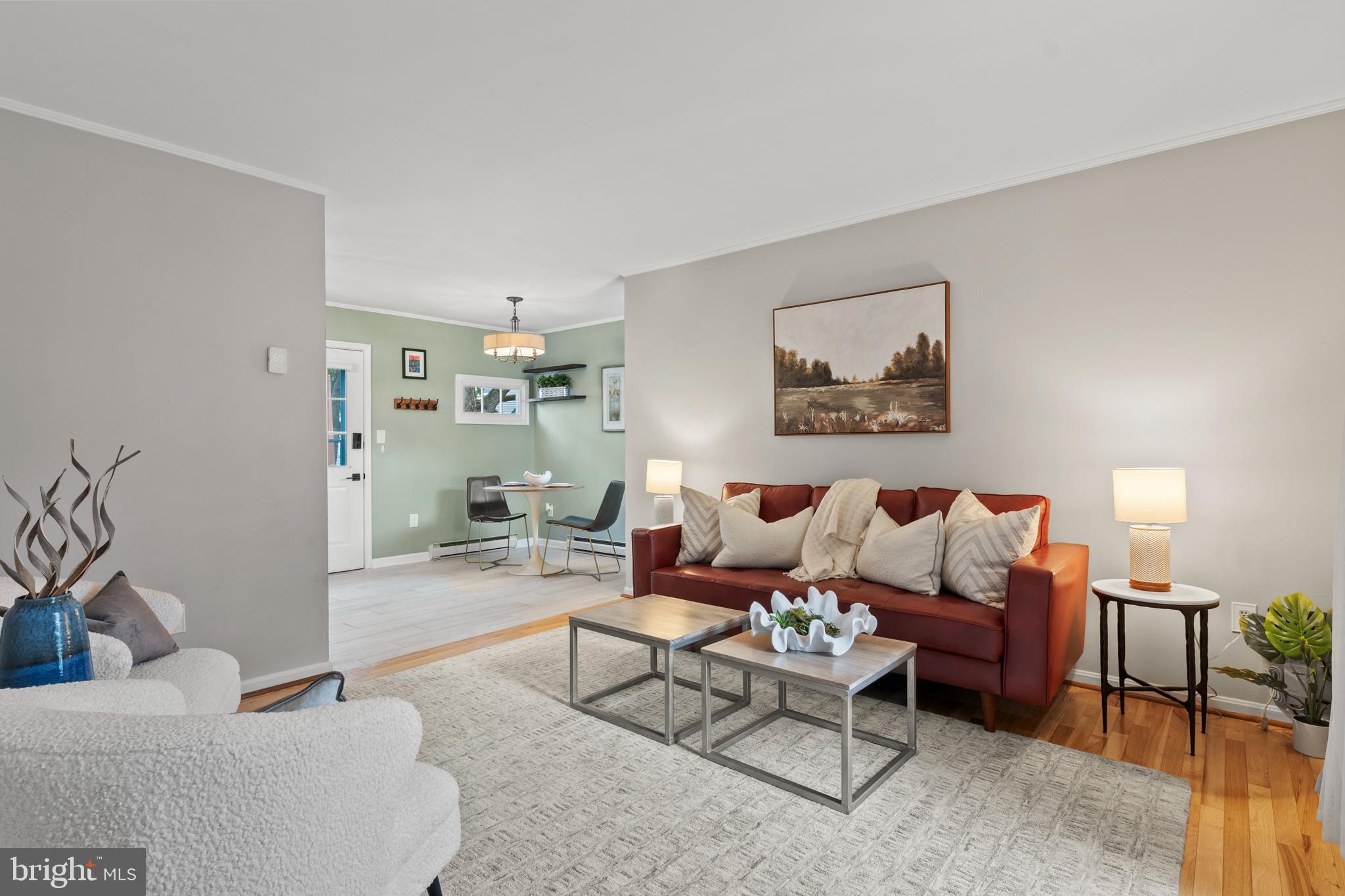 1011 HYDE PARK DRIVE