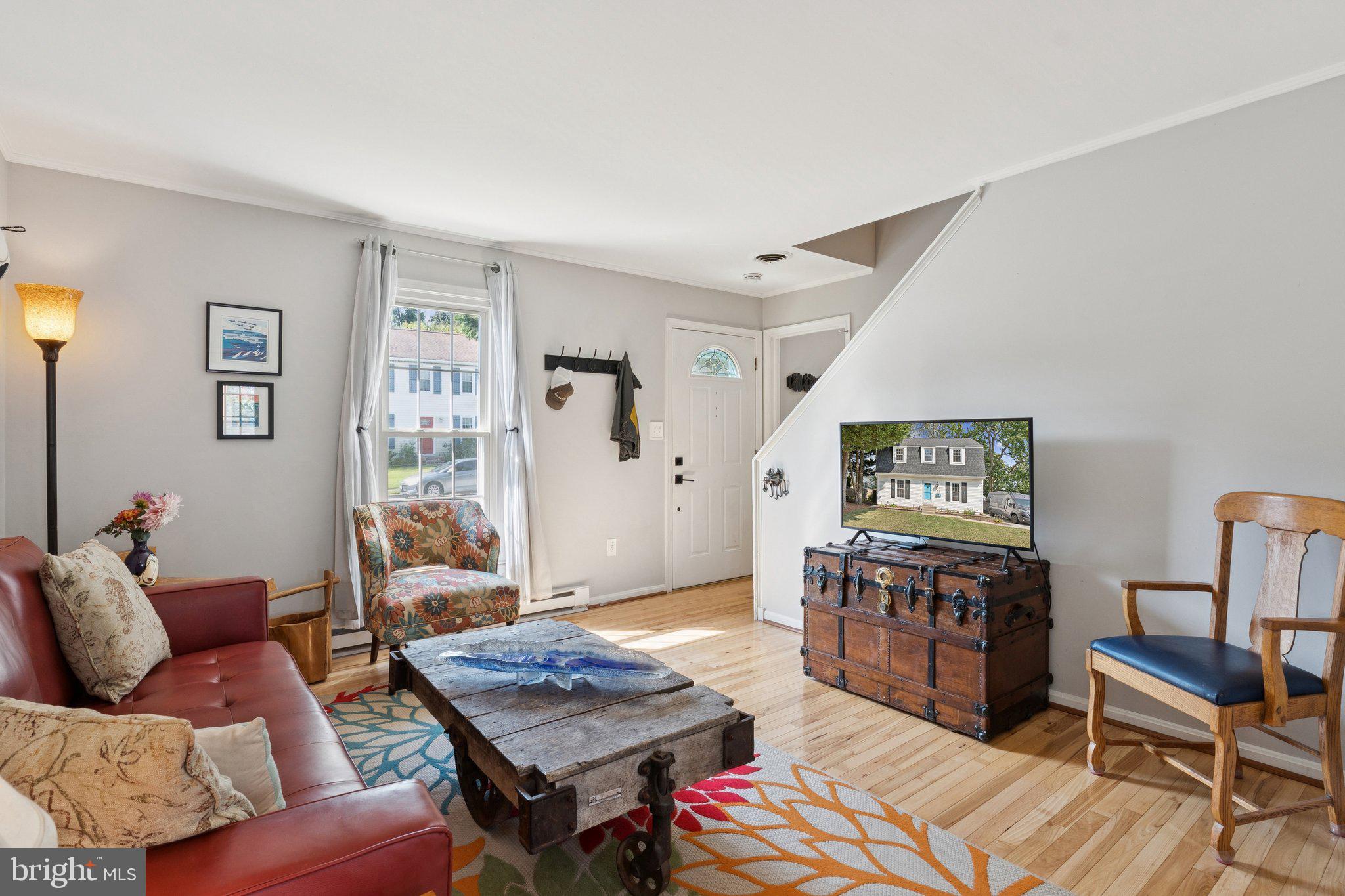 1011 HYDE PARK DRIVE