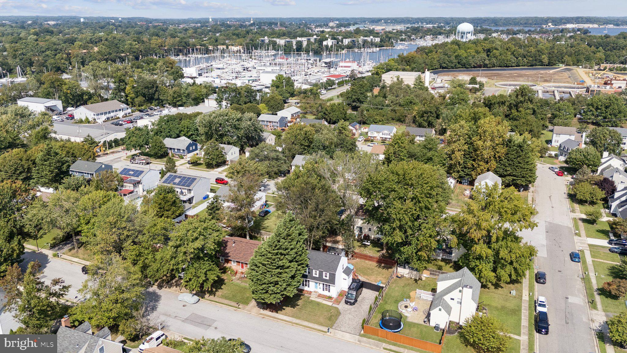 1011 HYDE PARK DRIVE