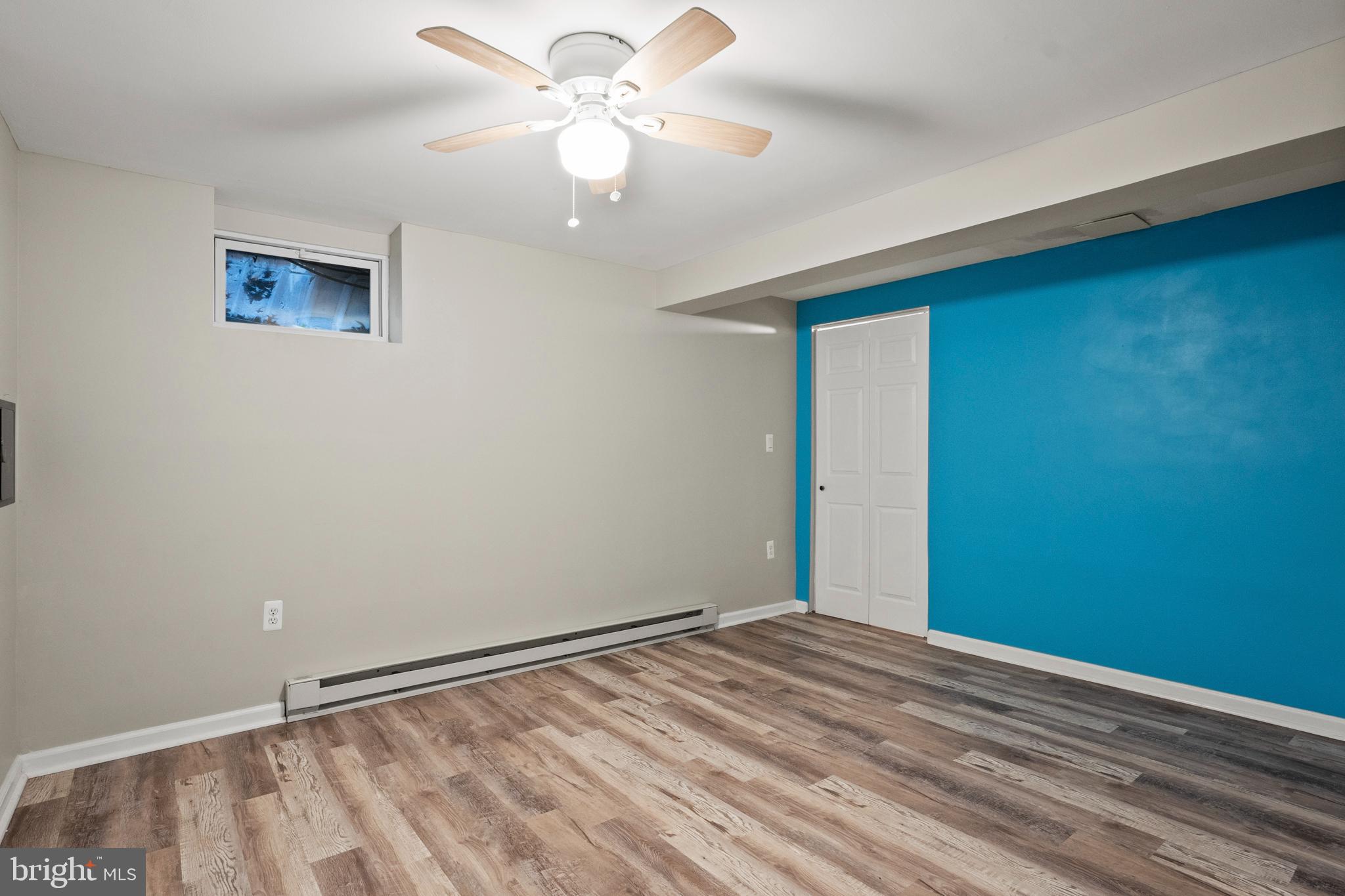 1011 HYDE PARK DRIVE