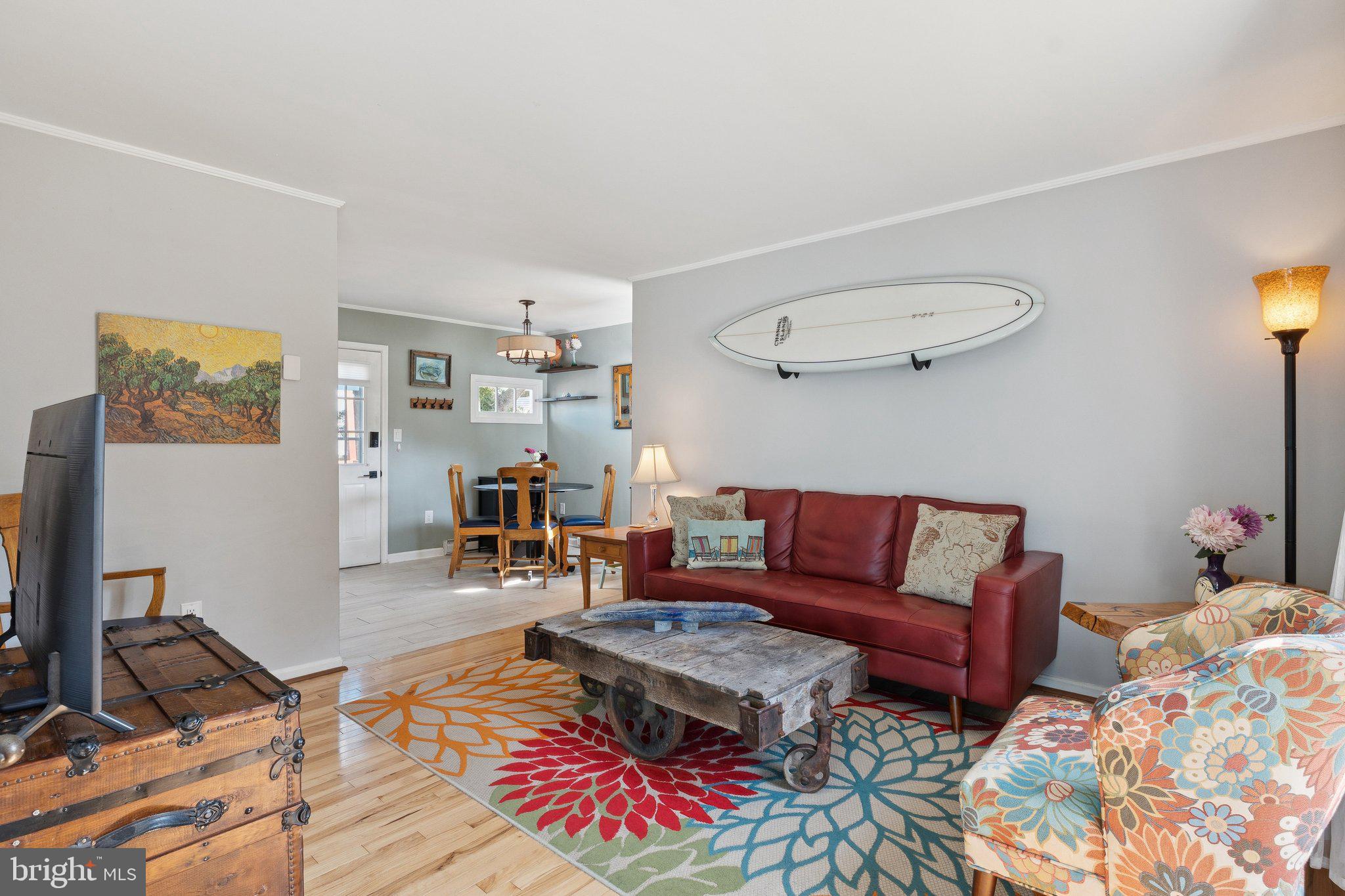 1011 HYDE PARK DRIVE