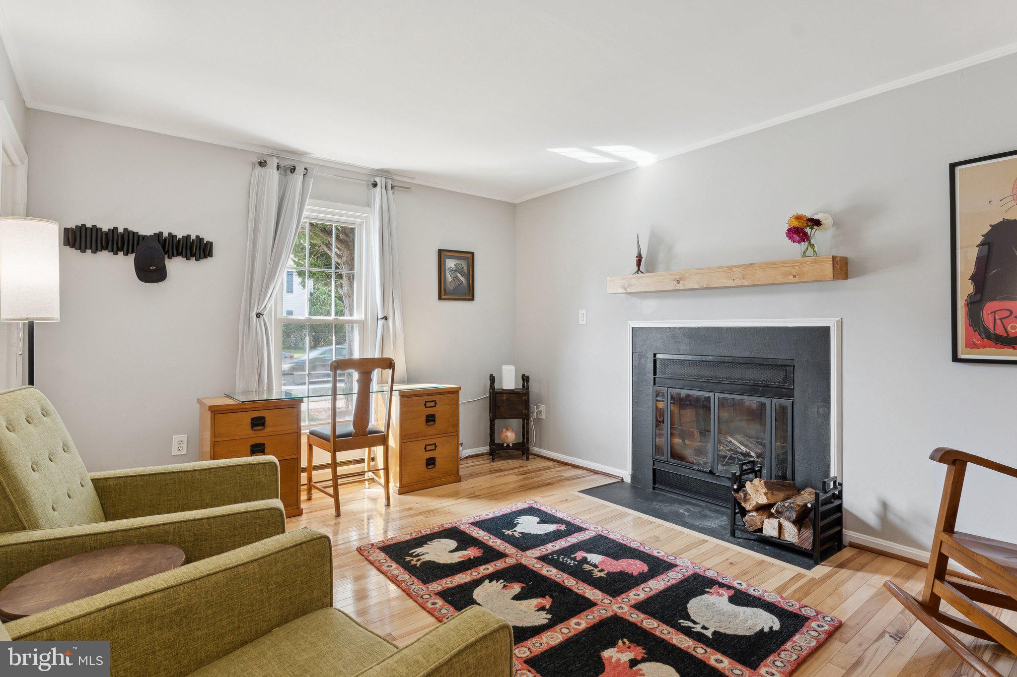 1011 HYDE PARK DRIVE