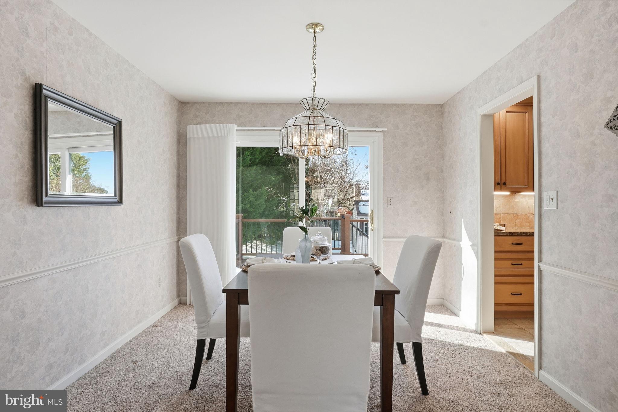 1107 CRESTVIEW DRIVE