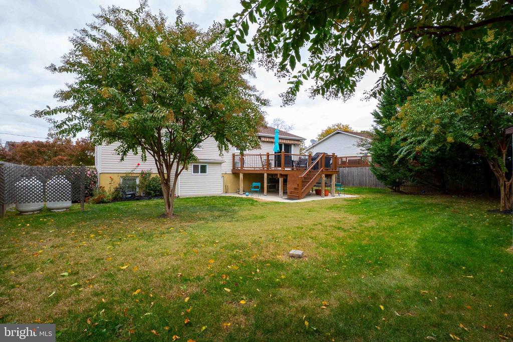 1107 CRESTVIEW DRIVE