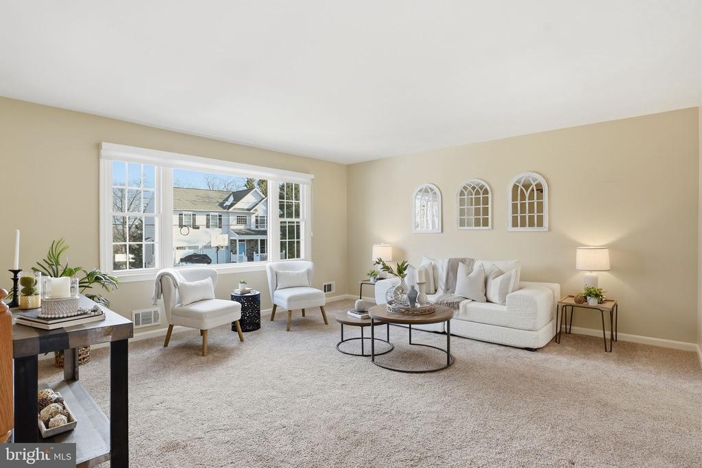 1107 CRESTVIEW DRIVE